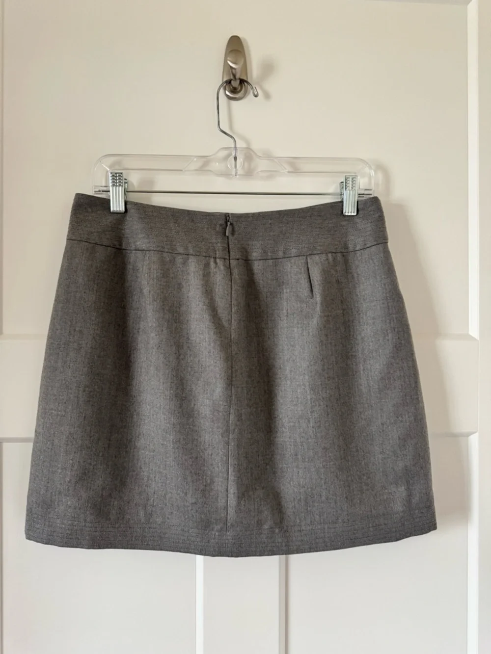 J. Crew Gray 100% Wool Mini Skirt Front Pleat Y2K Size 6